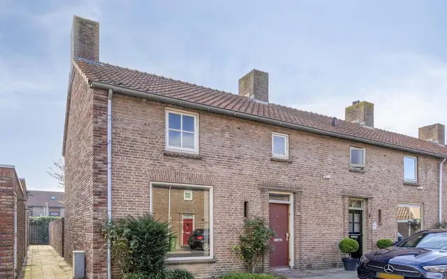 Foto van Adrianus Loeffstraat 8, Oudheusden
