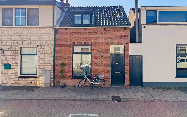 Foto van Leliestraat 20, Oppervlakte hoofdtuin