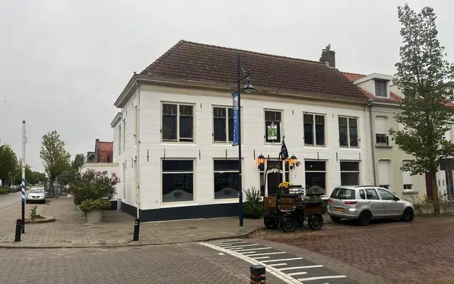 Foto van Dorpsstraat 2, Hoofdplaat