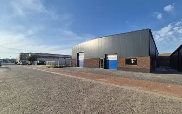 Foto van Ambachtsstraat 6, Hardinxveld Giessendam