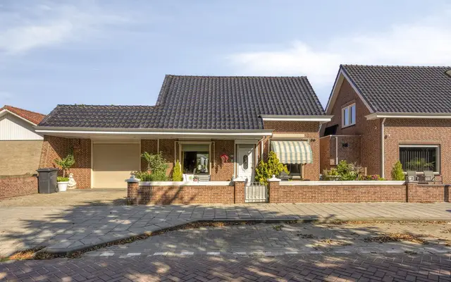 Foto van Pastoor Bastiaansensingel 51, St. Willebrord