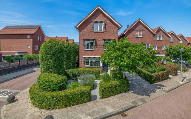Foto van Regenboog 82, Rhoon
