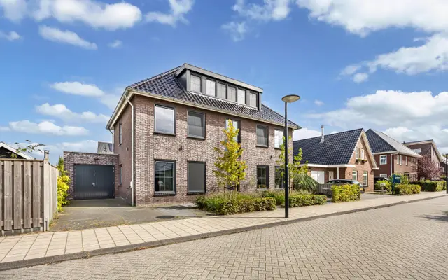 Foto van Ultramarijn 34, Dronten