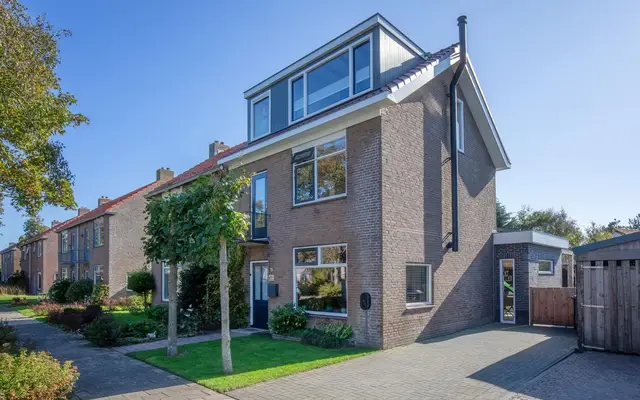 Foto van De Dageraad 12, Den Hoorn