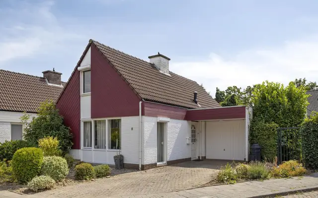 Foto van Lorentzstraat 8, Geleen