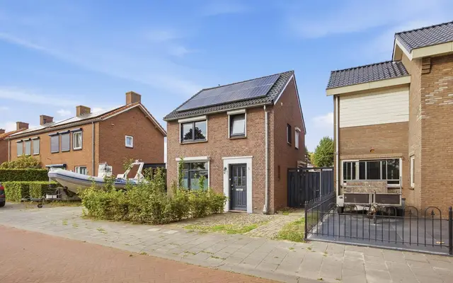 Foto van Oudlandstraat 6, Lage Zwaluwe