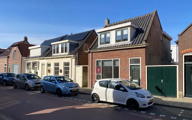 Foto van Sluisweg 50, Katwijk