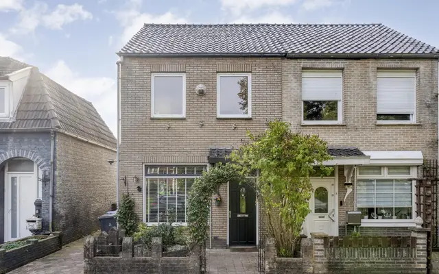 Foto van Spreeuwenstraat 8, Almelo