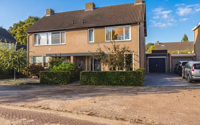 Foto van Laan van Tongerlo 34, ALPHEN
