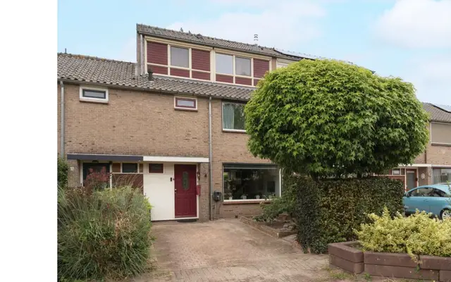 Foto van Prins Bernhardlaan 64, MAARTENSDIJK