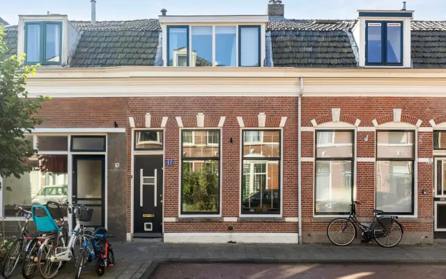 Foto van Poelgeeststraat 17, Leiden