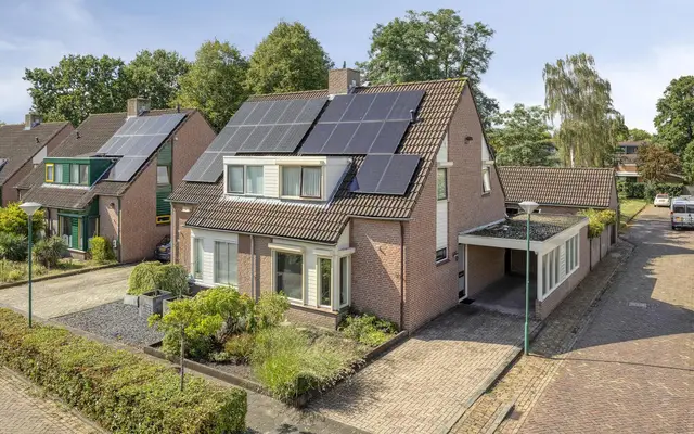 Foto van De Wisboom 33, Heesch