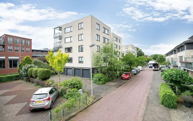 Foto van Samsomlaan 64, Alphen aan den Rijn