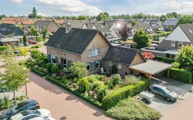Foto van Anjerlaan 32, Almkerk