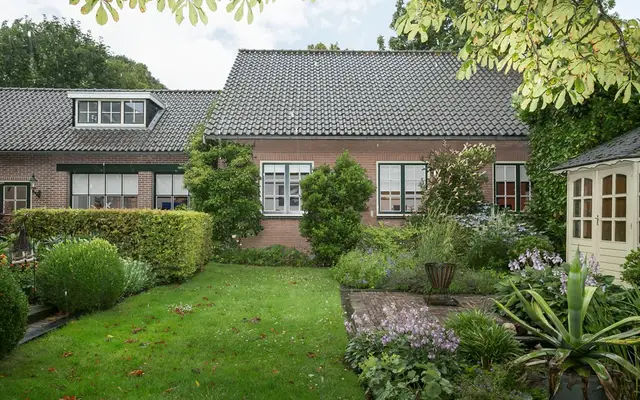 Foto van Benedeneind Zz 289, Benschop