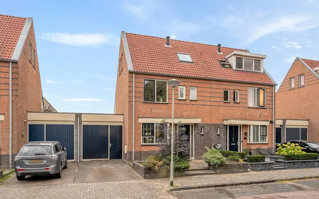 Foto van Parelsnoer 92, Rhoon