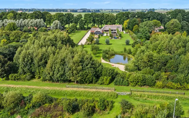 Foto van Helkantsedijk 28, Hooge Zwaluwe