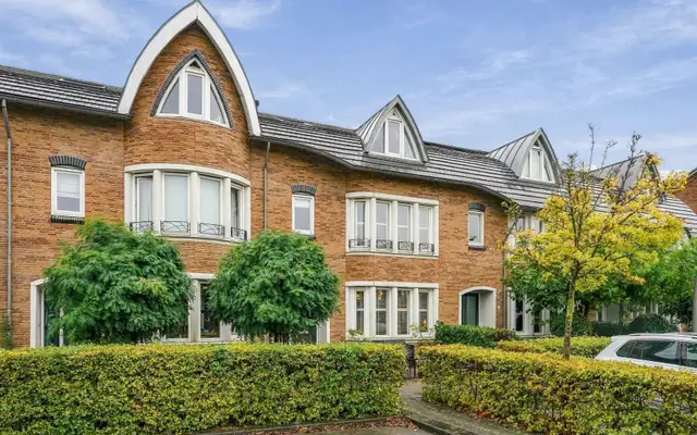 Foto van A. Roland Holststraat 5, Voorschoten