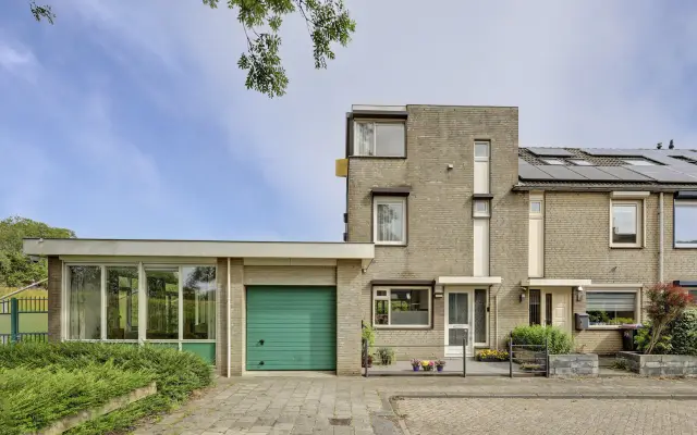 Foto van Wilhelmina Hofman-Pootstraat 56, Spijkenisse
