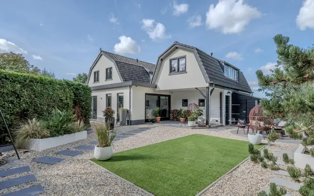 Foto van Koenderseweg 1, Leerbroek