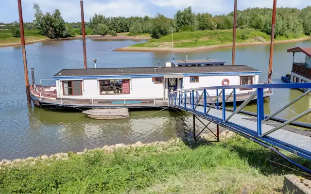 Foto van Waalbandijk 70, Beneden-Leeuwen
