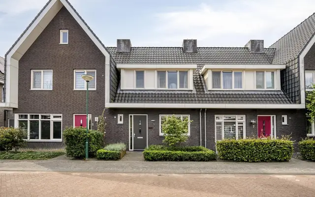 Foto van Klaproos 6, Alphen