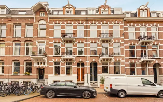 Foto van Van Eeghenstraat 12, 