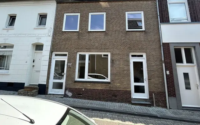 Foto van Zandstraat 2, Hoensbroek