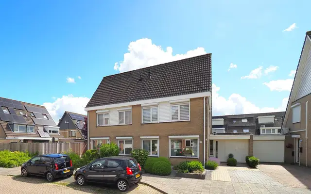 Foto van Hazelaarhof 10, Papendrecht