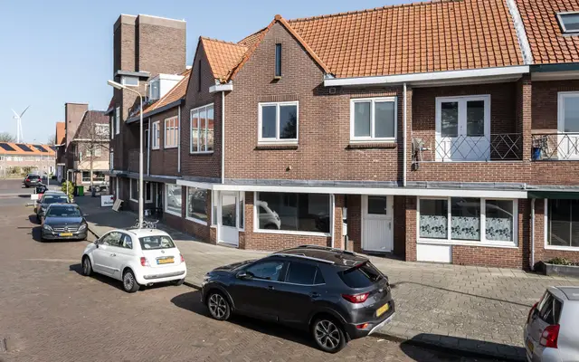 Foto van Edisonstraat 5, IJmuiden