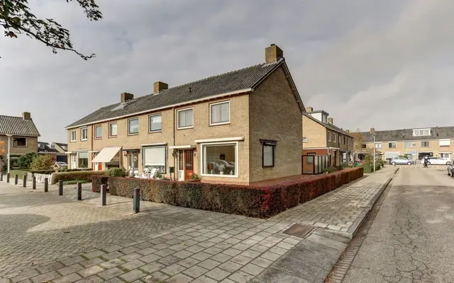 Foto van Schout Clantstraat 8, Nieuwveen
