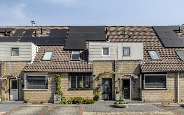 Foto van Indusstraat 17, Spijkenisse