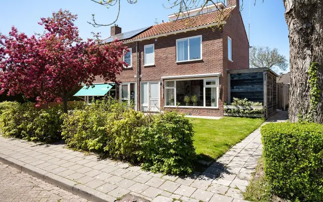 Foto van Hearewei 10, Hantum