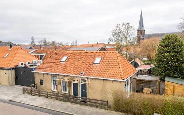 Foto van Erasmusstraat 1 A, Balk