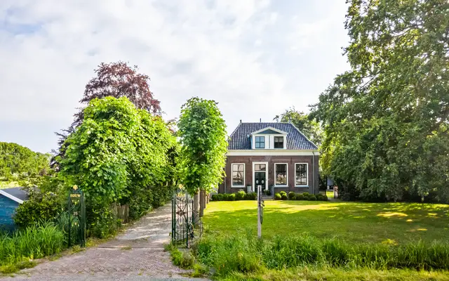 Foto van Achthovenerweg 27, Leiderdorp