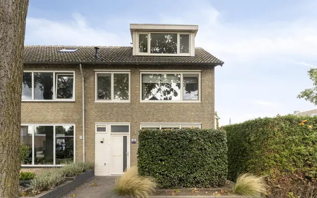 Foto van Hofstade 48, Alphen
