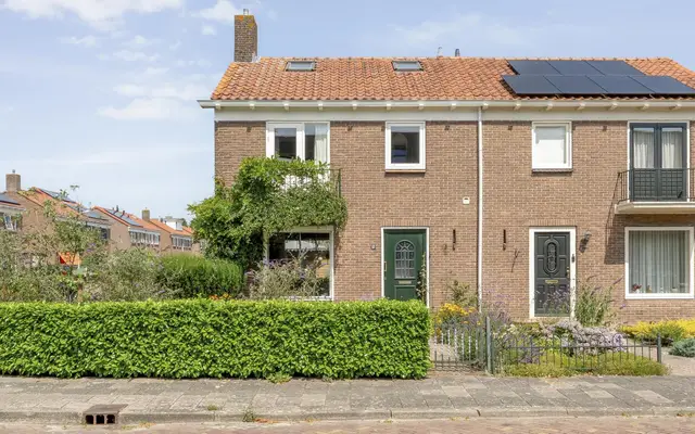 Foto van De Genestetlaan 12, Hoogeveen