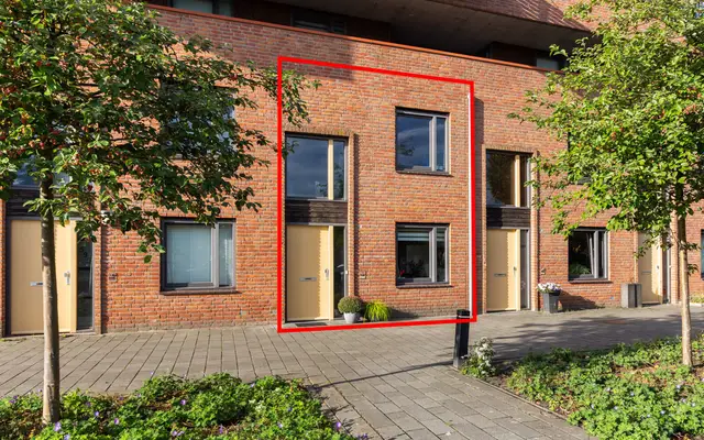 Foto van Linie 597, GOOS Makelaardij