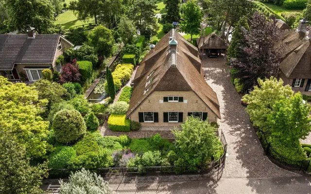 Foto van Voordijk 42, Schelluinen