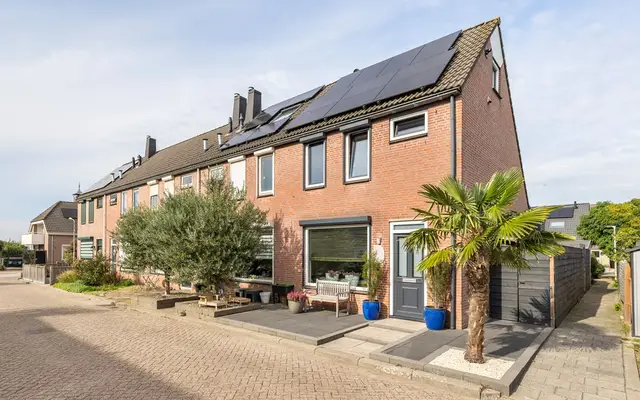 Foto van Torenlaan 80, Zuid-Beijerland