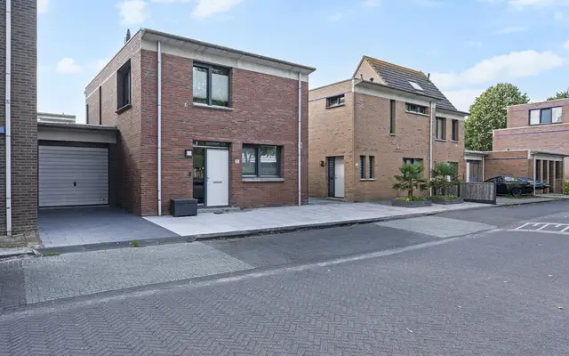 Foto van Guadeloupestraat 32, Almere