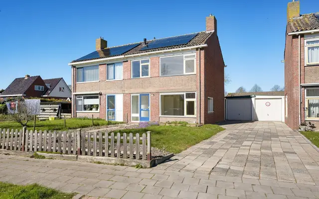 Foto van Hearewei 18, Hantum