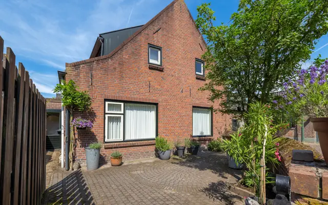 Foto van Dorpstraat 1, 's-Hertogenbosch