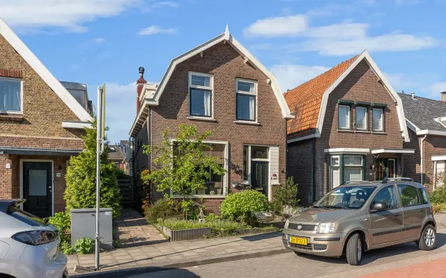 Foto van Langeweg 300, Zwijndrecht