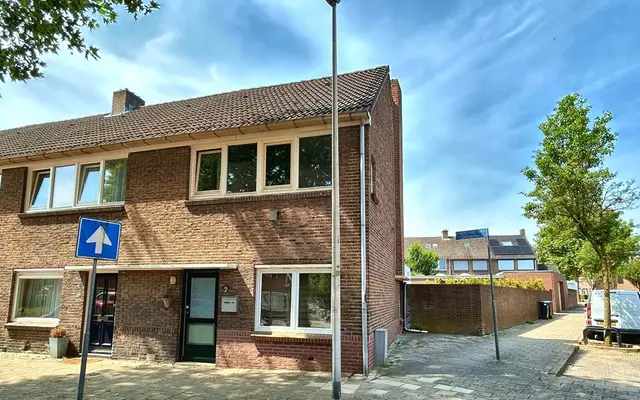 Foto van Karel van den Oeverstraat 2, Heerlen