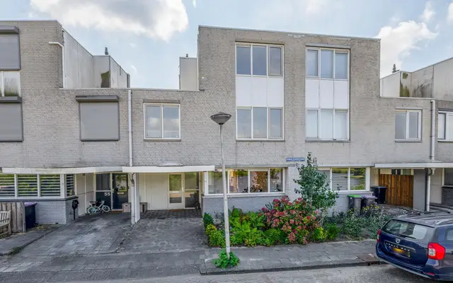 Foto van Marga Klompéstraat 57, Spijkenisse