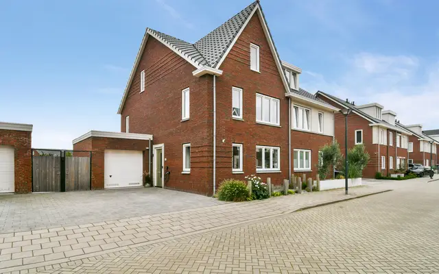 Foto van Pieter van den Hoogenbandstraat 38, SCHIEDAM