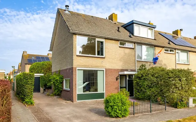 Foto van Jhr. van Sypesteynlaan 38, Loosdrecht