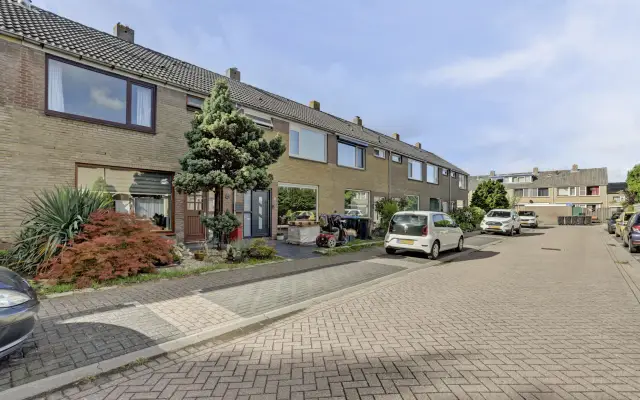Foto van Moerbeistraat 5, Spijkenisse