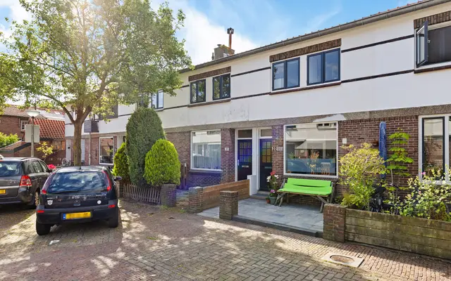 Foto van Leliestraat 22, Alphen aan den Rijn